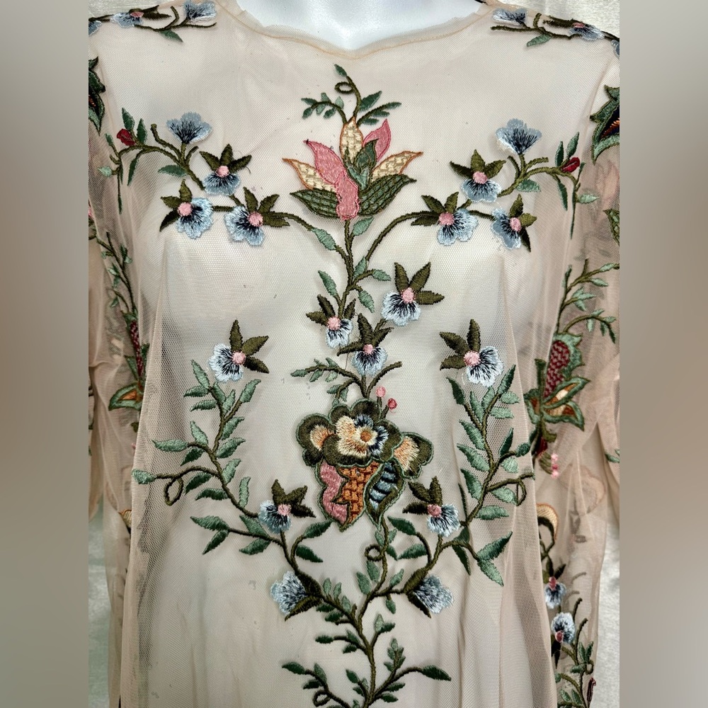 Zara embroidered mesh top - Picture 4 of 9